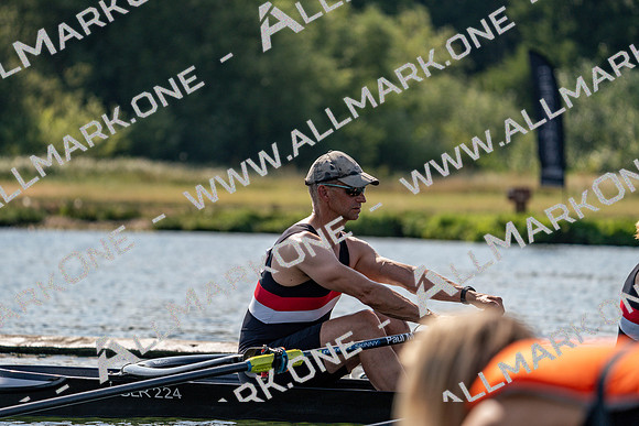Henley Masters 1-5560