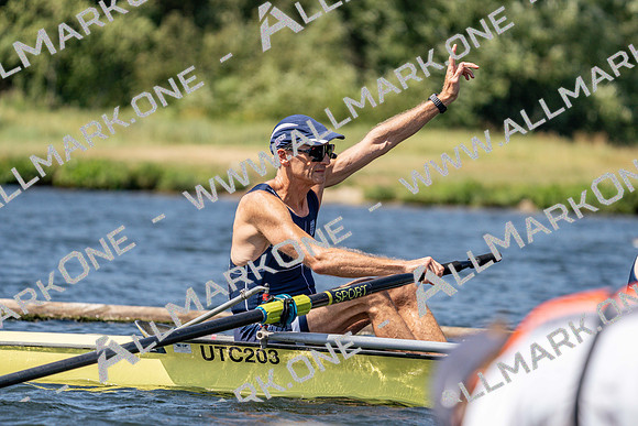 Henley Masters 3-10936