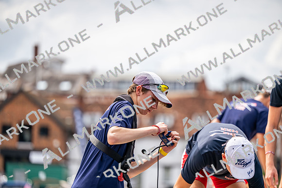 8WL_2142