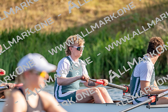 8WL_7559