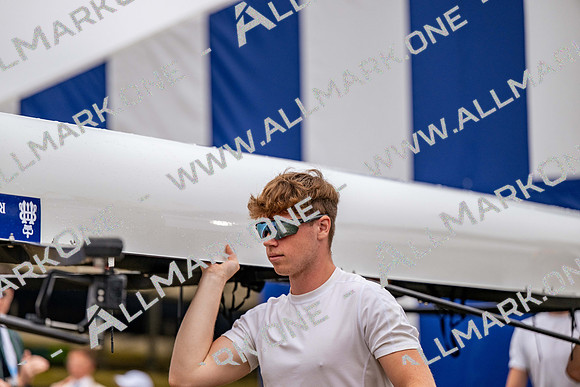 8WL_4260
