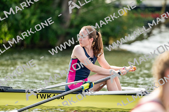 8WL_1776