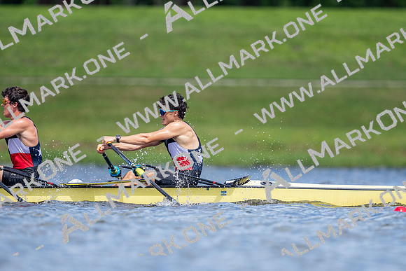 NYA03952